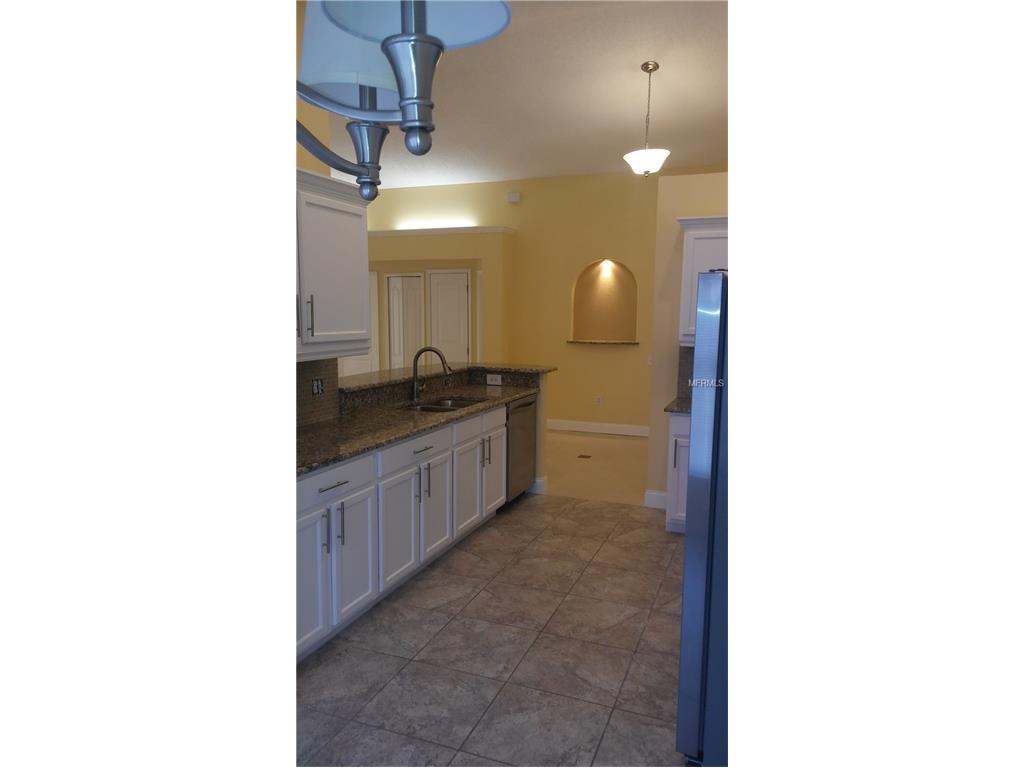 1773 Biarritz Cir