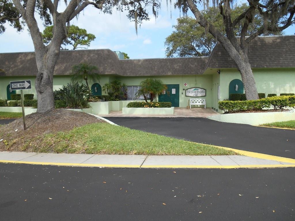 1817 Golfview Dr #1817