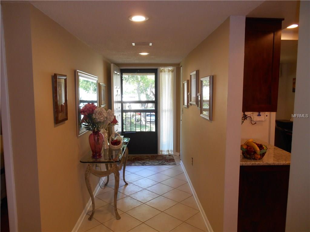 1817 Golfview Dr #1817