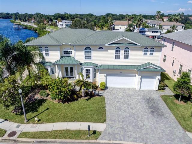 339 Manatee Ln