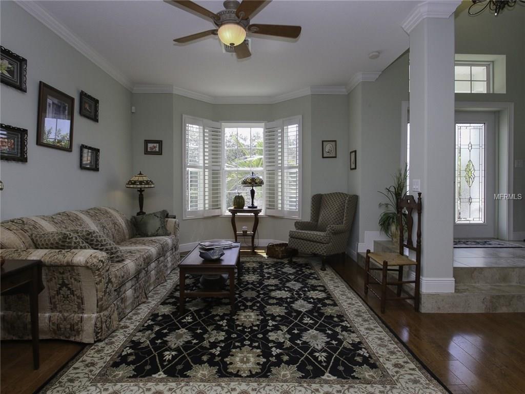 339 Manatee Ln