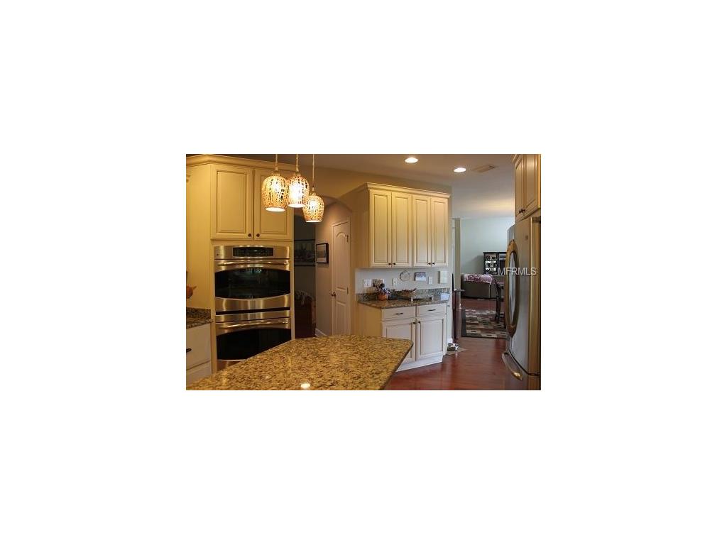 1708 Twin Lake Dr