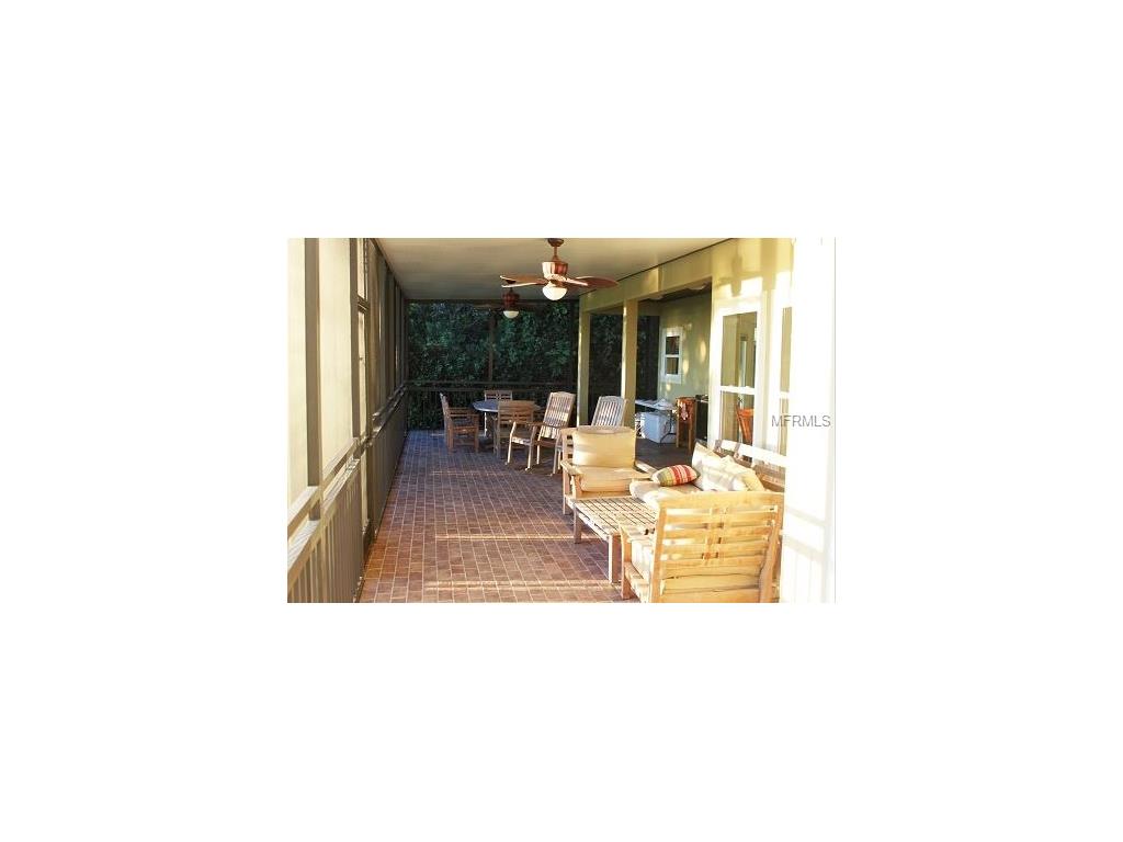 1708 Twin Lake Dr