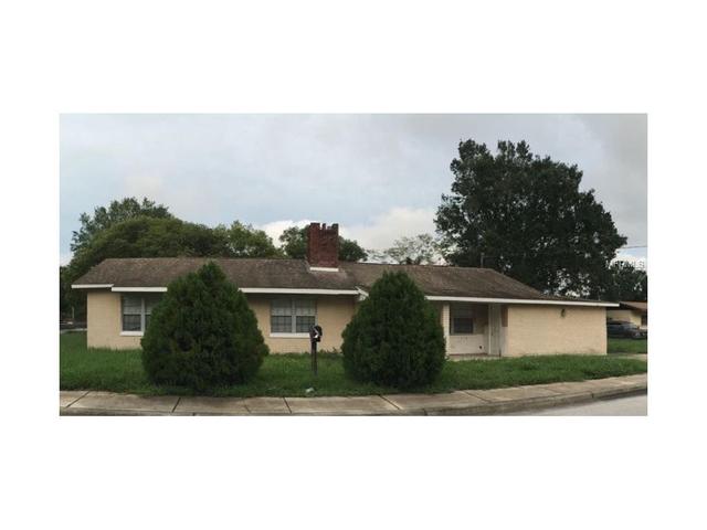 1147 Hacienda Cir
