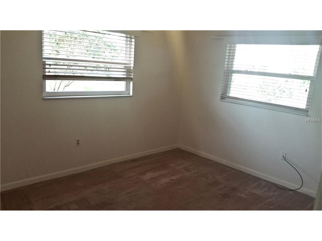 702 Phillip St, Kissimmee FL 34741