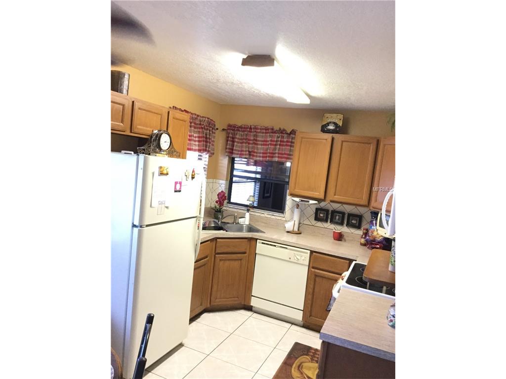 2820 Theresa Dr