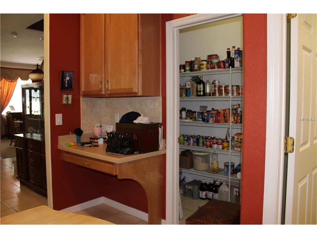 For Sale: 1006 Whirlaway Dr Kissimmee, FL 34744