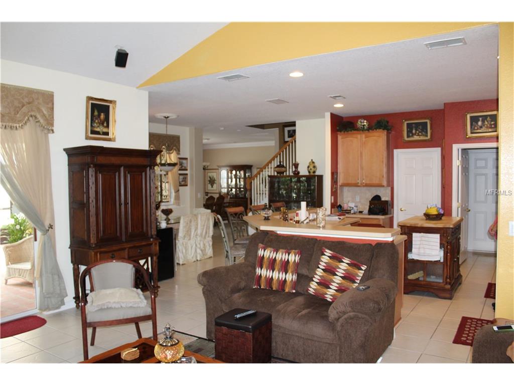 For Sale: 1006 Whirlaway Dr Kissimmee, FL 34744