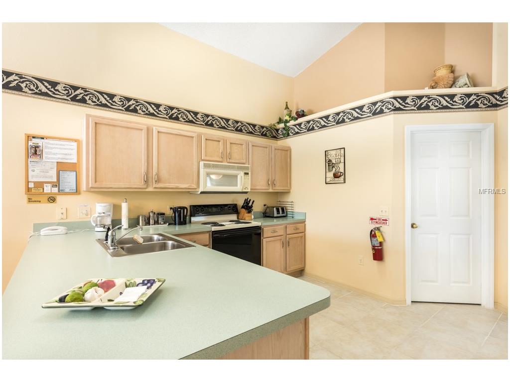 938 Lake Berkley Dr