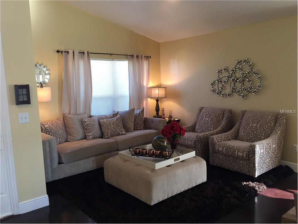 4988 Park Forest Loop