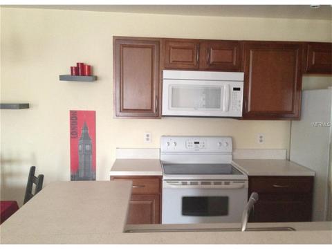2060 Cascades Blvd #304