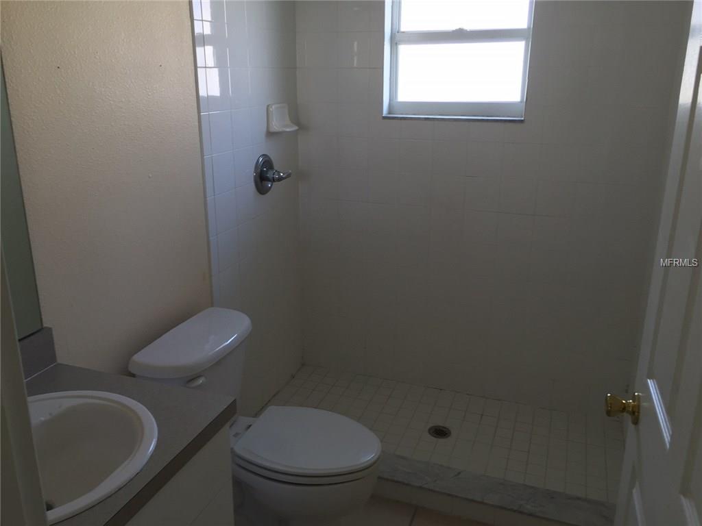 For Sale: 708 Robin Ct Kissimmee, FL 34759