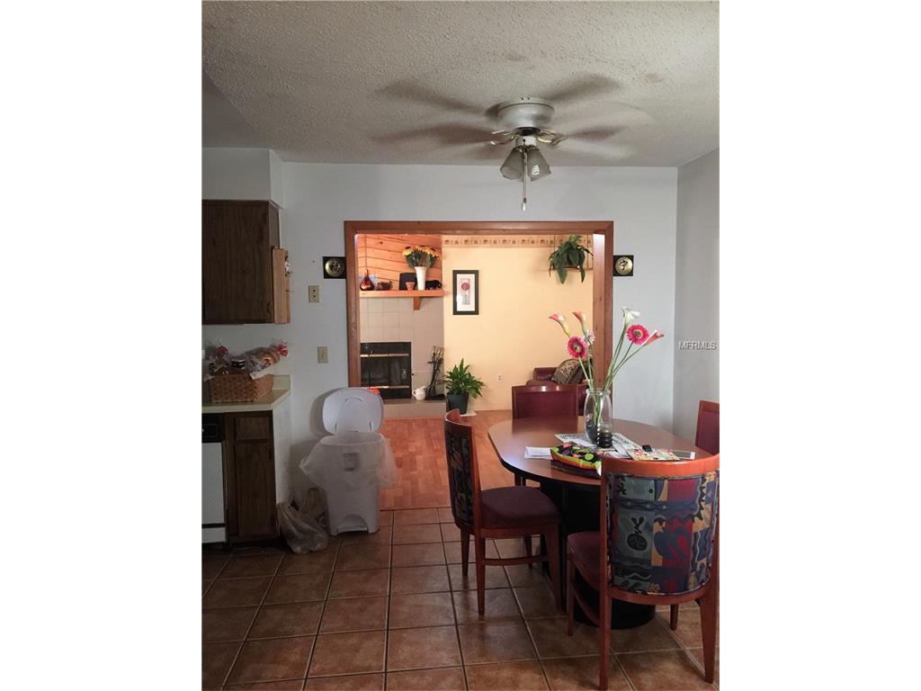 1209 Willow Creek Rd