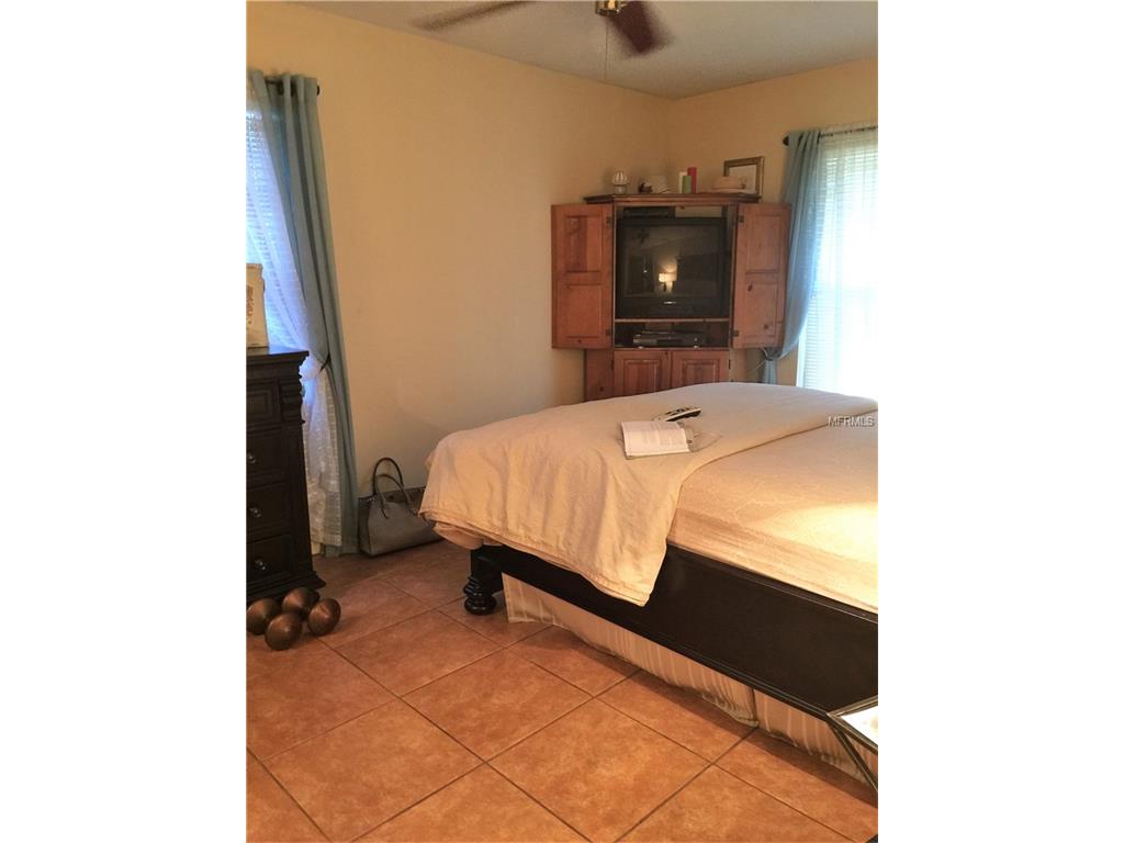 1209 Willow Creek Rd