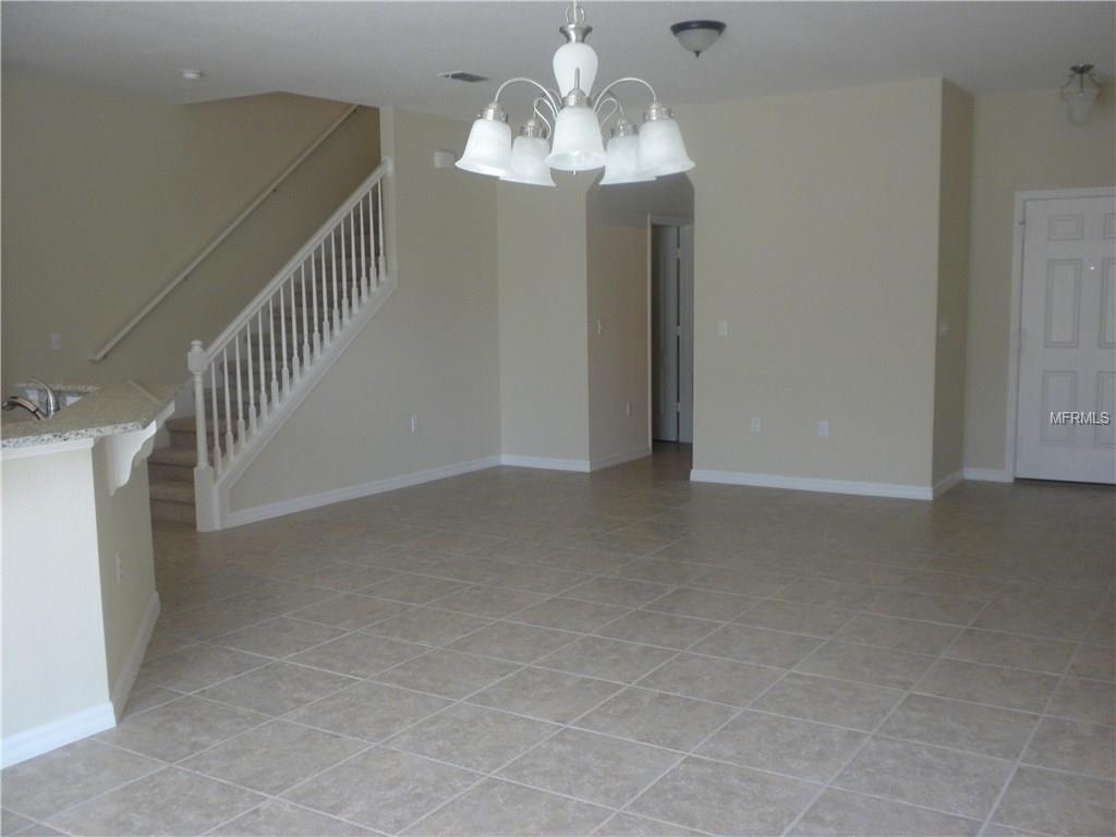 1311 Scarlet Oak Loop