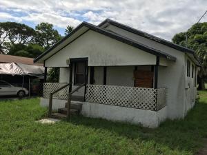 1610 Avenue I