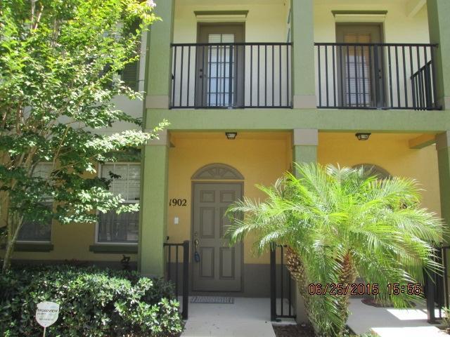 1902 SE Korona Dr