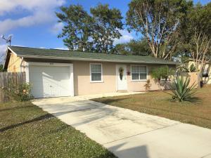 879 SW Canary Ter