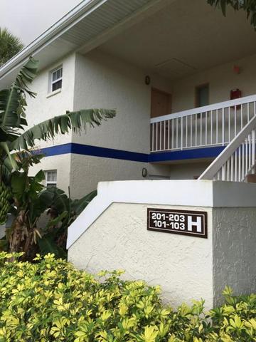 1510 SE Royal Green Cir #203