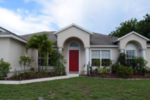 For Sale: 374 SW North Quick Cir Port Saint Lucie, FL 34953