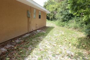 For Sale: 353 SW Bridgeport Dr Port Saint Lucie, FL 34953