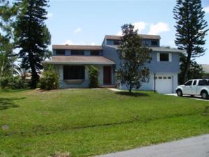 For Sale: 2284 SW Edison Cir Port Saint Lucie, FL 34953