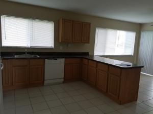 250 SW Homeland Rd