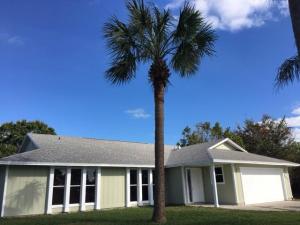 2341 SW Fern Cir