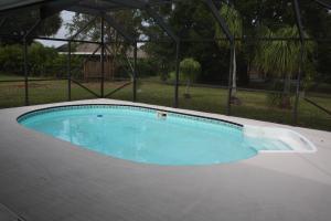 2341 SW Fern Cir