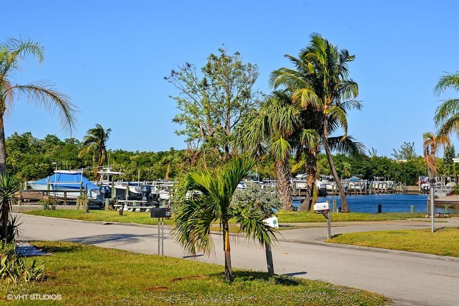 92 N El Mar Dr