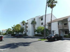 352 Palms Ave