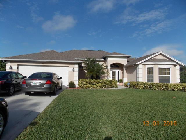 301 SW Donna Ter