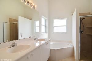 317 NW Alana Ave, Port Saint Lucie FL 34986