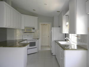 For Sale: 1302 NW Bentley Cir #APT B Port Saint Lucie, FL 34986