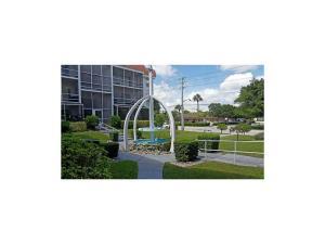 800 NW Fork Rd #21