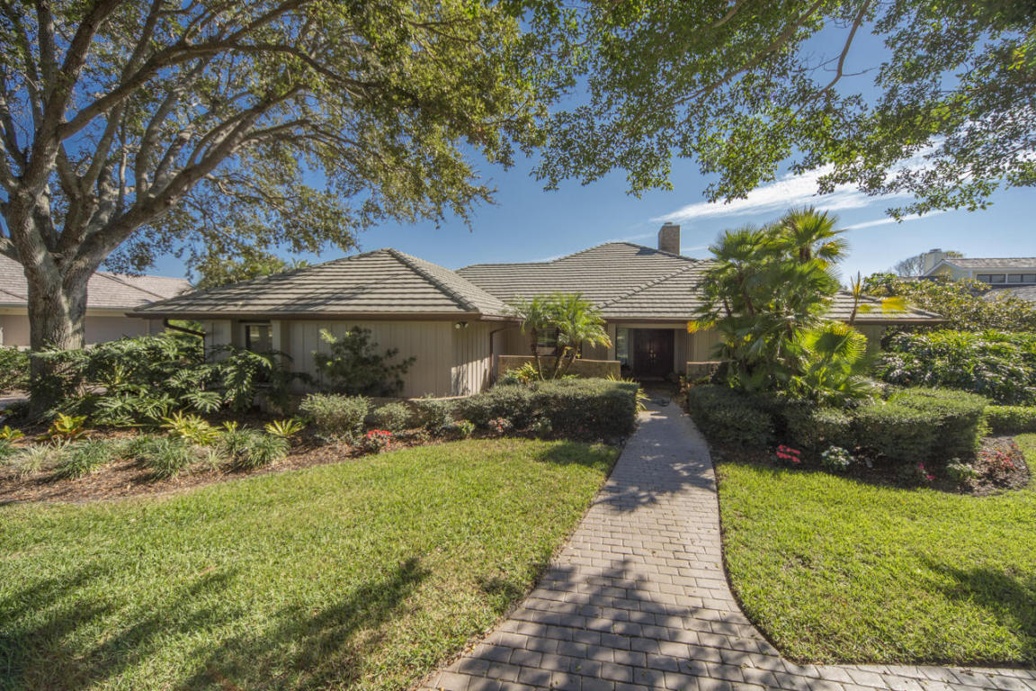 6401 SE Winged Foot Dr