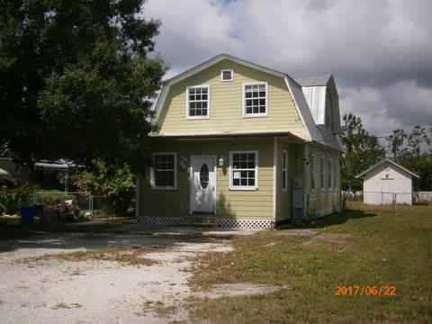 5453 SE Miles Grant #C201