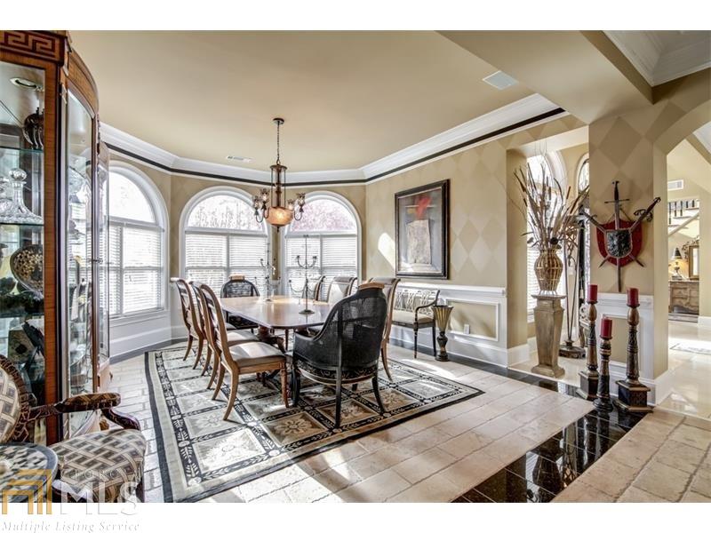615 Elizabeth Oak Ct