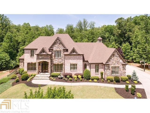 135 White Columns Dr