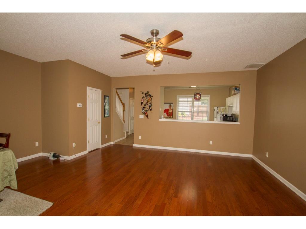 2663 Ashleigh Ln