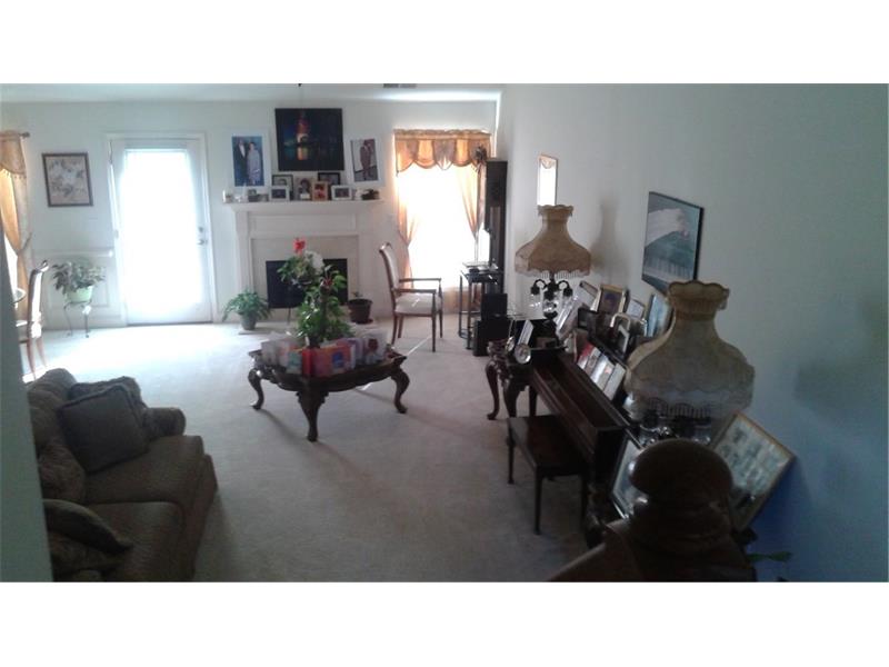 768 York View Dr