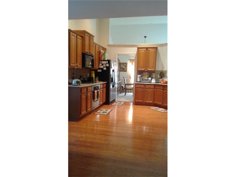 768 York View Dr