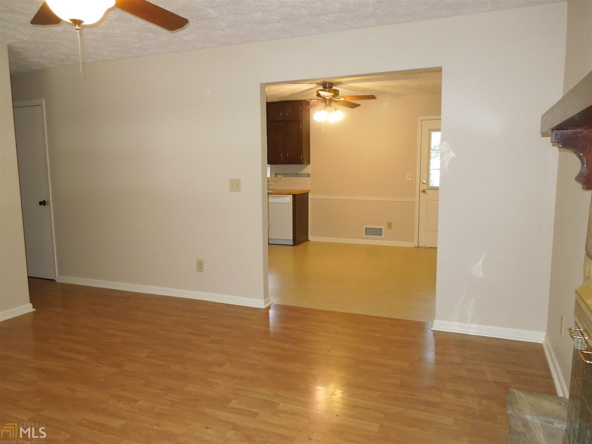 1015 Eastview Rd