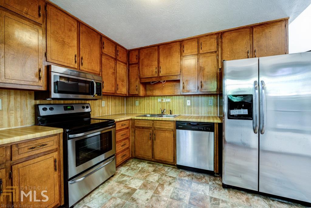 2960 David Ln