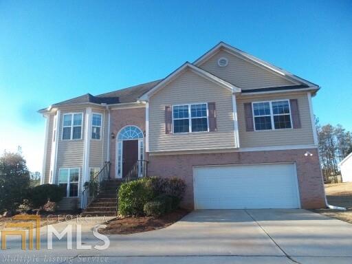 300 Woodland Ridge Cir