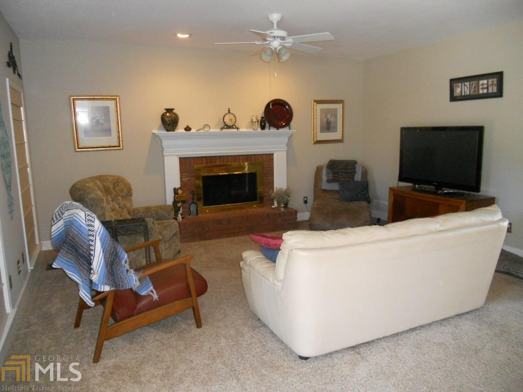 2838 Farmstead Ct