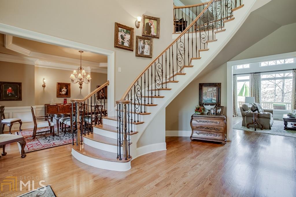 2525 Weber Heights Way