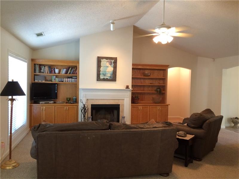 1255 Indian Bluffs Pl