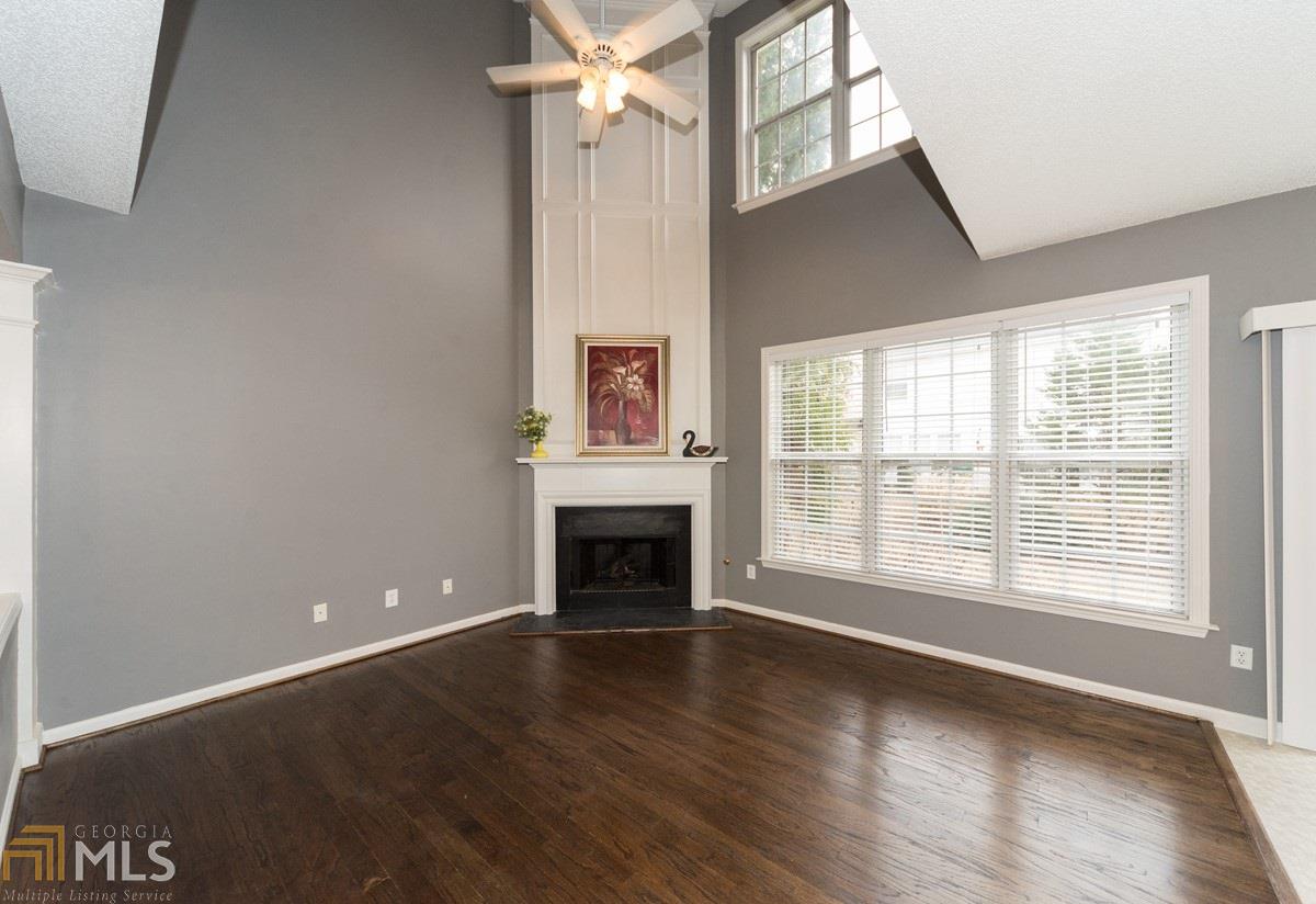 27 Regency Rd