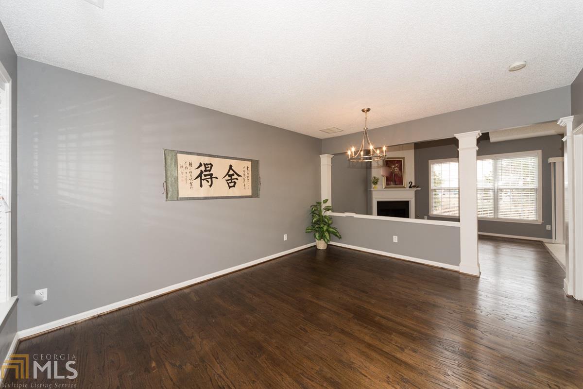 27 Regency Rd